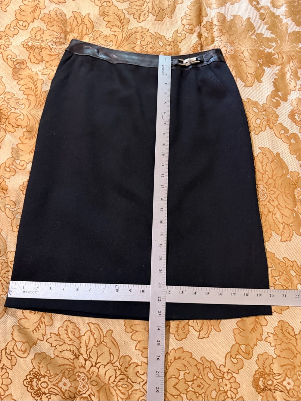 Linda Allard Ellen Tracy Black A-Line Skirt with Leather & Buckle Waist, Sz 6 - Picture 12 of 12